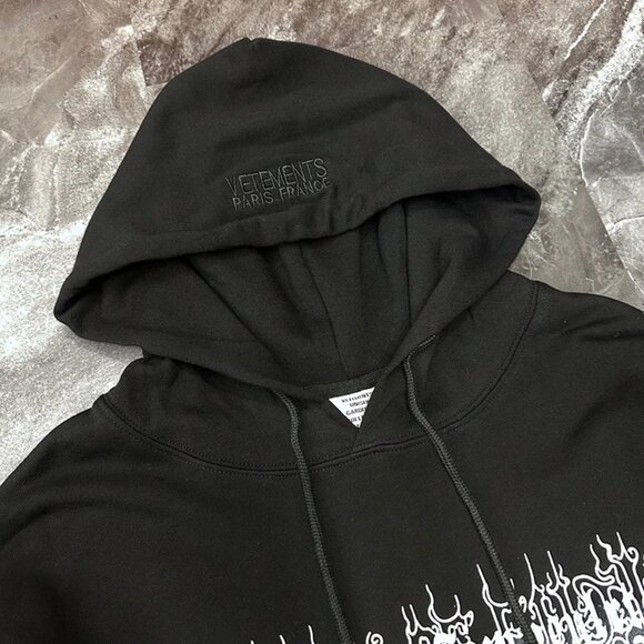 Vetements Black Hoodie - Picture 4 of 9